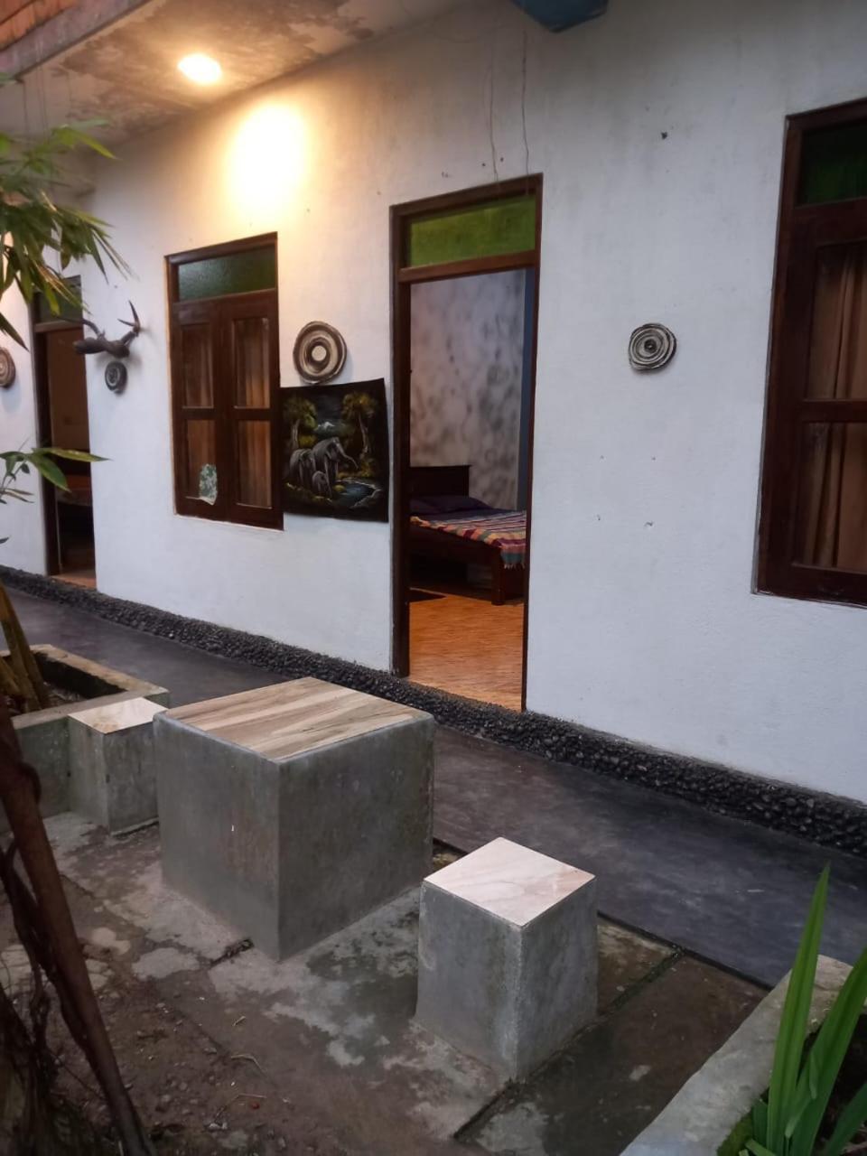 Suninn Hostel And Surf School Weligama Eksteriør bilde